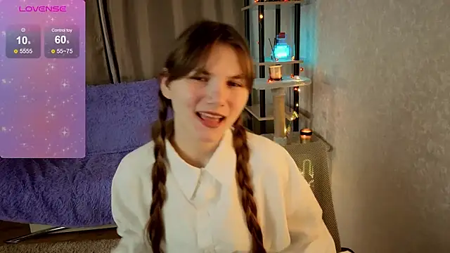 Snapshot of Nika_OMG chatting on November 2025 08:23:02 PM Nika OMG online show from November 2025 08:23:02 PM