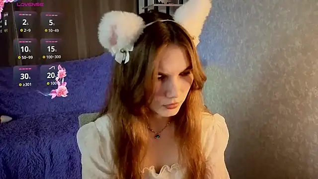 Snapshot of Nika_OMG chatting on October 2025 08:32:02 PM Nika OMG online show from October 2025 08:32:02 PM