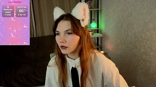 Snapshot of Nika_OMG chatting on November 2025 08:57:02 PM Nika OMG online show from November 2025 08:57:02 PM