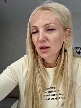 Monna online show from February 2025 02:19:02 PM
