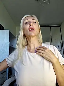 Monna online show from October 2025 11:12:01 AM