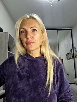 Monna online show from November 2025 06:12:02 PM