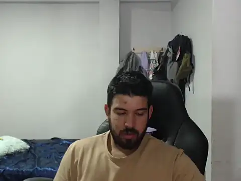 Axel11113 online show from October 2025 04:03:01 AM