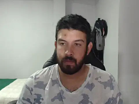 Axel11113 online show from December 2025 02:17:02 AM