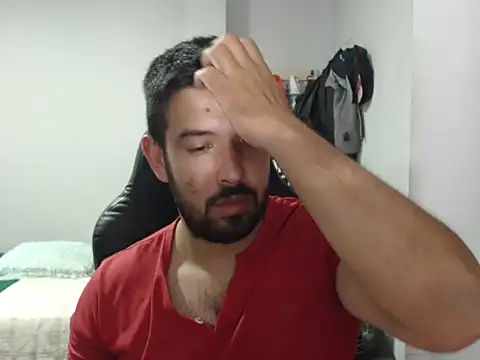 Axel11113 online show from November 2025 02:44:02 AM