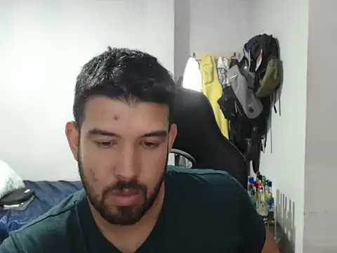 Axel11113 online show from October 2025 02:24:02 AM