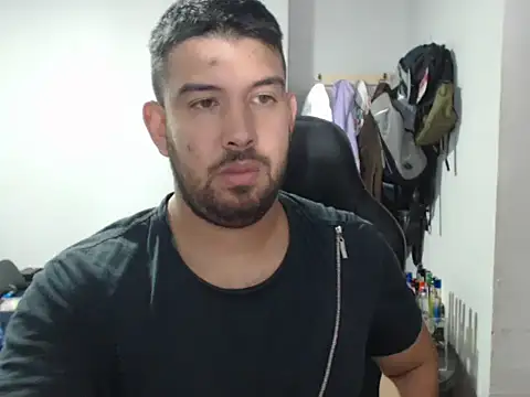 Axel11113 online show from September 2025 02:49:01 AM