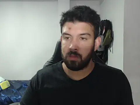 Axel11113 online show from October 2025 02:33:02 AM