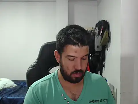 Axel11113 online show from October 2025 04:01:01 AM