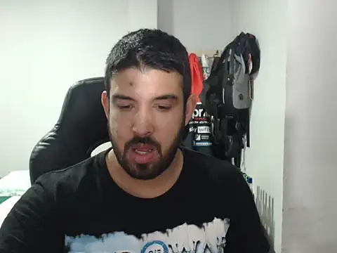 Axel11113 online show from December 2025 02:01:02 AM