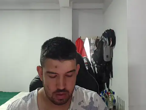 Axel11113 online show from November 2025 03:09:02 AM