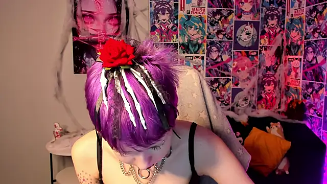 Snapshot of CarolineRichter chatting on October 2025 02:45:01 AM CarolineRichter online show from October 2025 02:45:01 AM