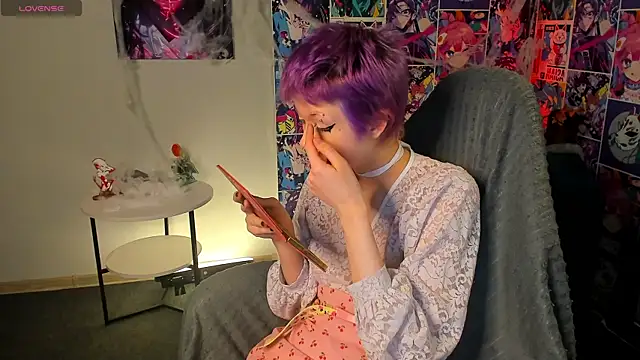 Snapshot of CarolineRichter chatting on November 2025 03:23:02 AM CarolineRichter online show from November 2025 03:23:02 AM