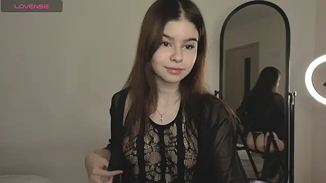 sladkoezzzka online show from September 2025 04:40:01 PM