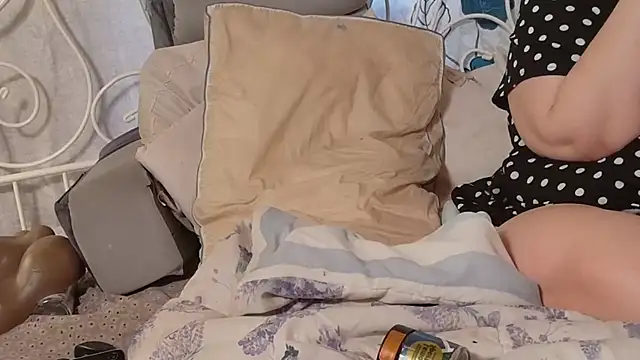 Snapshot of g0lden_are0las89 chatting on February 2026 10:05:01 PM g0lden are0las89 online show from February 2026 10:05:01 PM