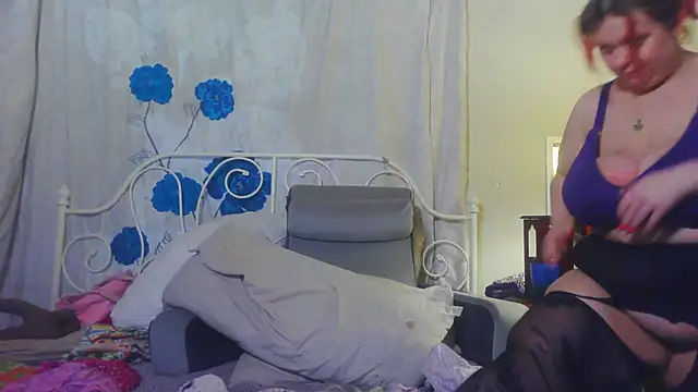 Snapshot of g0lden_are0las89 chatting on February 2026 11:37:02 PM g0lden are0las89 online show from February 2026 11:37:02 PM