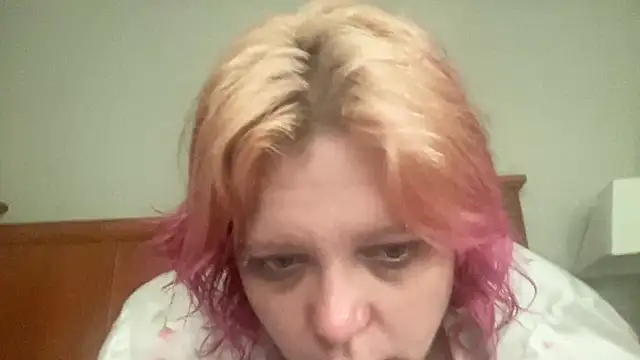 g0lden are0las89 online show from June 2026 05:19:01 AM