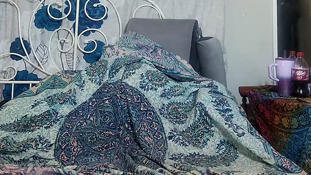 g0lden are0las89 online show from March 2026 07:10:01 AM