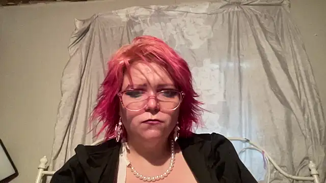 g0lden are0las89 online show from May 2026 11:22:02 PM