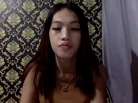 Snapshot of your_wifey chatting on October 2025 11:33:01 AM your wifey online show from October 2025 11:33:01 AM