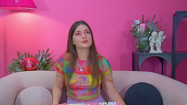 Snapshot of JessicaJewells chatting on December 2025 06:39:03 AM JessicaJewells online show from December 2025 06:39:03 AM