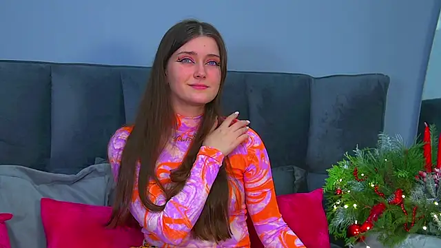 Snapshot of JessicaJewells chatting on December 2025 06:40:01 PM JessicaJewells online show from December 2025 06:40:01 PM