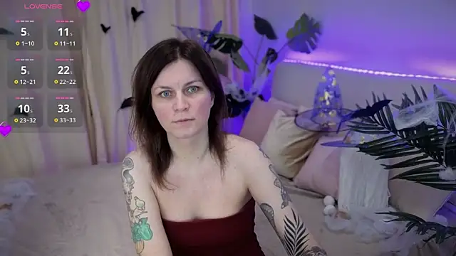 TinaMelt online show from October 2025 07:04:02 PM