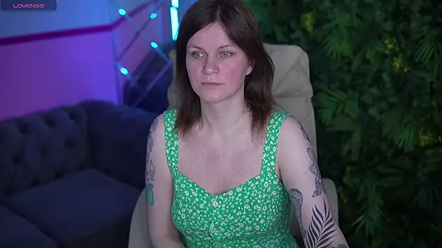 TinaMelt online show from May 2026 06:47:01 PM