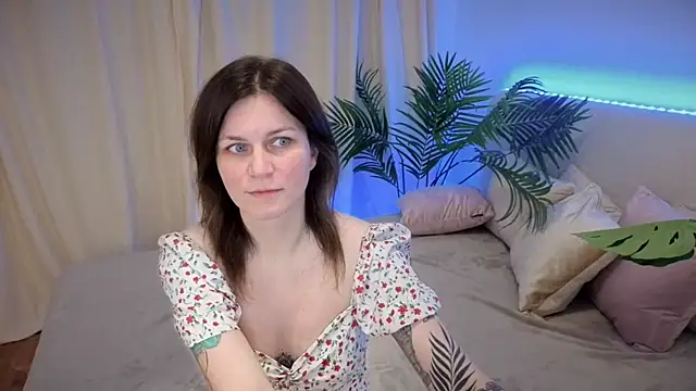 TinaMelt online show from October 2025 06:53:01 PM