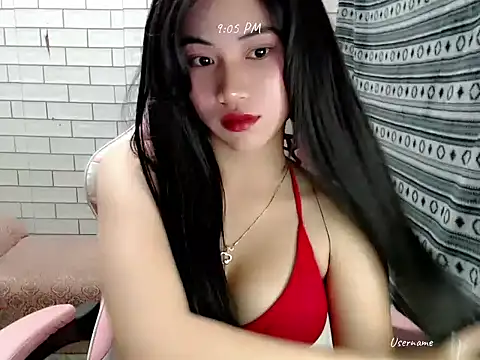 Rainea149 online show from November 2025 01:05:02 PM