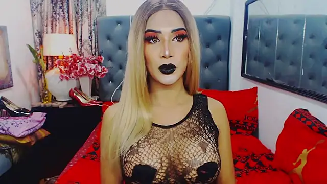 Snapshot of Mistress4fun chatting on September 2025 06:24:02 PM Mistress4fun online show from September 2025 06:24:02 PM