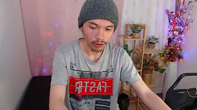 Xoxo Smiles online show from January 2026 03:05:02 PM