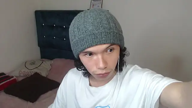 Xoxo Smiles online show from October 2025 08:22:02 PM