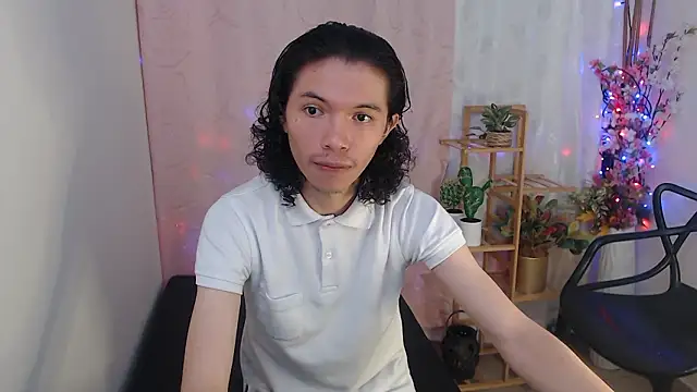 Xoxo Smiles online show from January 2026 08:07:01 PM