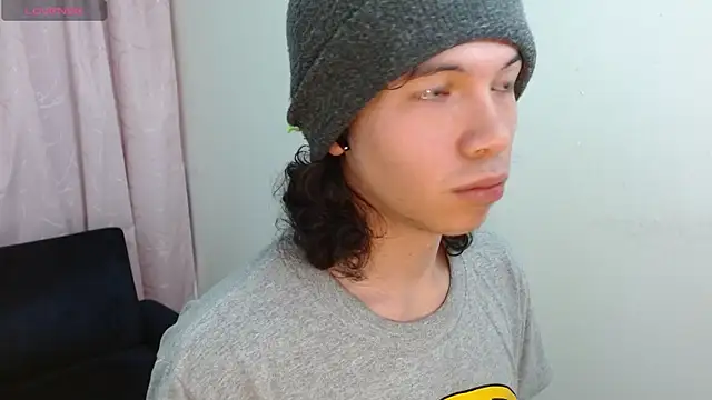 Xoxo Smiles online show from March 2026 09:44:01 AM