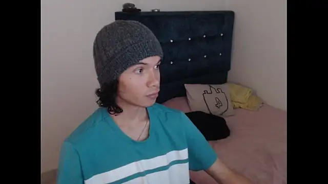 Xoxo Smiles online show from September 2025 03:27:01 PM