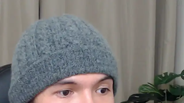 Xoxo Smiles online show from December 2025 07:27:01 PM