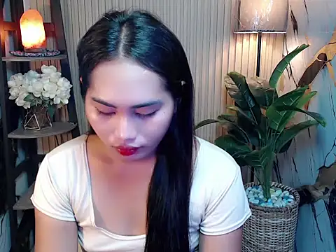 sluttyprincess0 online show from February 2026 11:00:02 PM