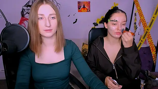 eva smiith  online show from October 2025 06:45:01 AM