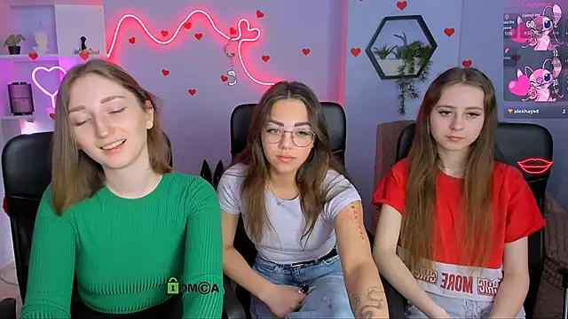 eva smiith  online show from April 2026 05:54:01 AM