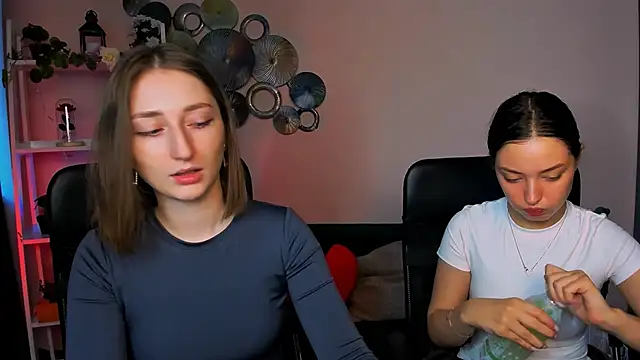 eva smiith  online show from March 2026 06:46:01 AM