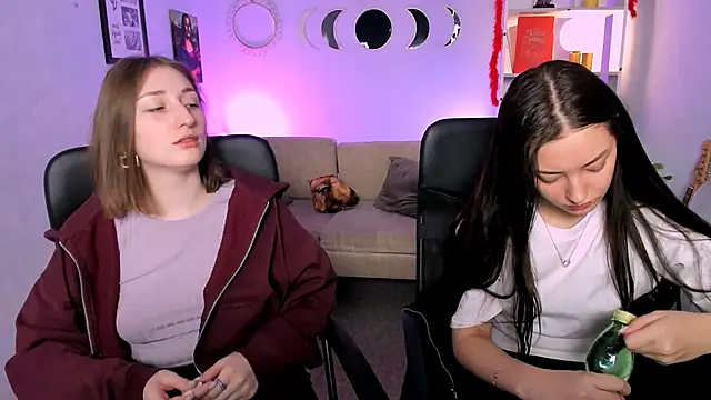 eva smiith  online show from April 2026 05:42:01 AM