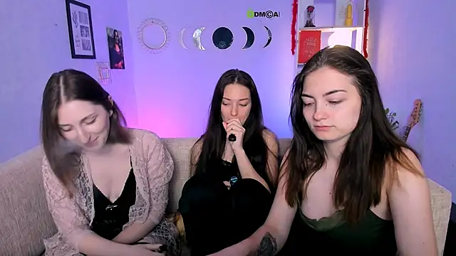 eva smiith  online show from April 2026 05:55:01 AM