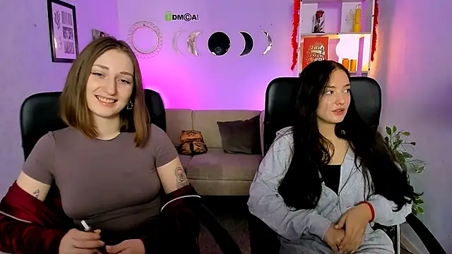 eva smiith  online show from April 2026 05:45:02 AM