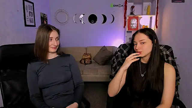 eva smiith  online show from April 2026 05:54:02 AM