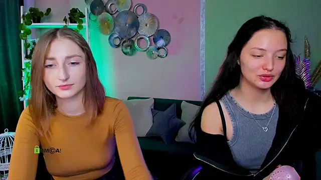 eva smiith  online show from October 2025 05:53:02 AM