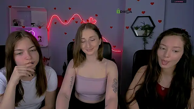 eva smiith  online show from May 2026 05:37:02 AM