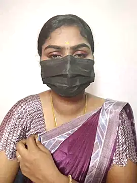 Snapshot of Tamil_Princess12 chatting on October 2025 06:38:02 PM Tamil Princess12 online show from October 2025 06:38:02 PM