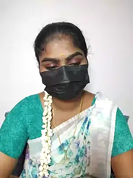 Snapshot of Tamil_Princess12 chatting on October 2025 06:30:01 PM Tamil Princess12 online show from October 2025 06:30:01 PM