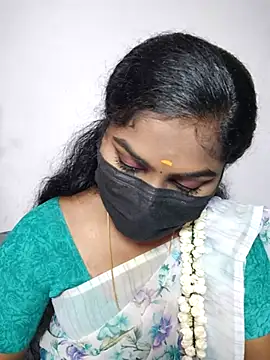 Snapshot of Tamil_Princess12 chatting on June 2026 07:06:01 AM Tamil Princess12 online show from June 2026 07:06:01 AM